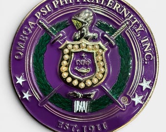 Pin de solapa con escudo Omega Psi Phi (morado y dorado), joyería de la fraternidad 1911