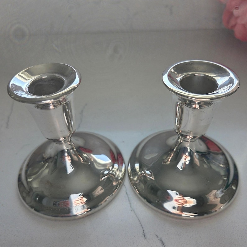 International Silver Co. Candlesticks Taper Candle Holders Pair Silver Plate Vtg