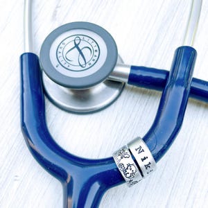 Custom Stethoscope ID Tag - Personalized Stethoscope Charm- Veterinarian Gift - Vet School Graduation - Vet Tech Gift - Stethoscope Name Tag