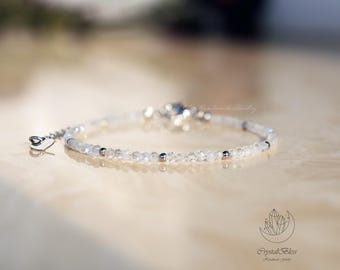 Sierlijke natuurlijke maansteen kristallen armband voor vrouwen, minimalistische maansteen rustige energiebalans vrouwelijke energie kristallen armband cadeau voor haar