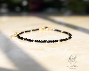 Sierlijke zwarte toermalijn kristallen armband voor vrouwen, minimalistische zwarte toermalijn beschermend energieschild aarding kristallen armband sieraden
