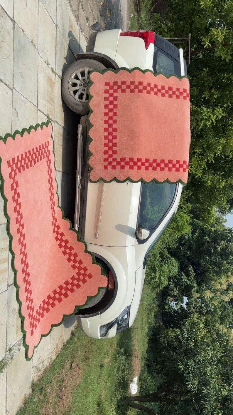 Hand Tufted Wool Rug Blush Pink Checkered Scalloped Border – Retro Boho Area Rug Living Room