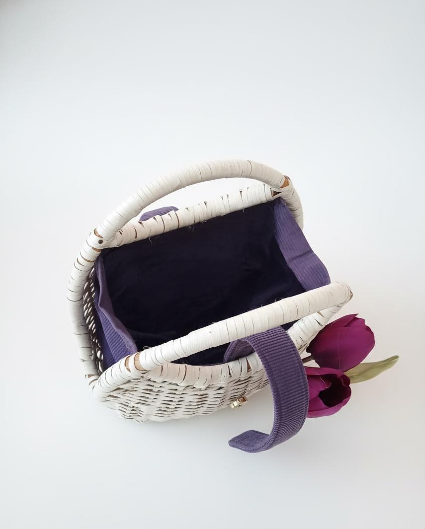 手編みの竹製バッグ｜内側は紫のベルベット、花柄ディテール - Etsy 日本