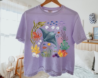 Watercolor Marine Life Boxy Shirt, Comfort Colors Ocean Animal Boxy Tee, , Under the Sea Coral Reef Top, Beach Nature Lover Gift, Summer Tee