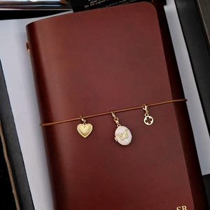 Personalized A5 Trifold Vegetable Tanned Leather Journal: Refillable Traveler's Journal-Foil stamping image 19