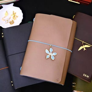 Personalized A5 Trifold Vegetable Tanned Leather Journal: Refillable Traveler's Journal-Foil stamping image 16