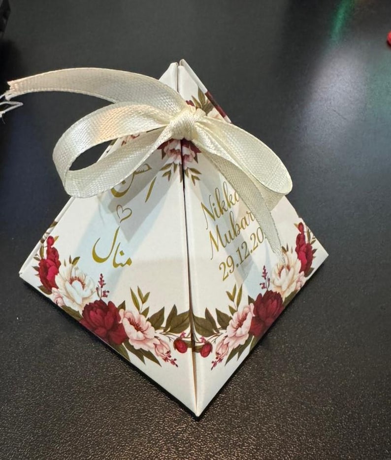 Personalized Nikkah Mubarak Favor Boxes - Floral Pyramid Design - Etsy