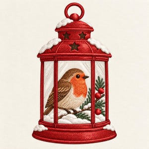 Può includere: Una lanterna rossa ricamata con un pettirosso marrone e arancione appollaiato su un ramo. La lanterna presenta intagli a forma di stella, accenti di neve bianca sul tetto e sulla base, e un ramo di pino verde con bacche rosse all'interno.