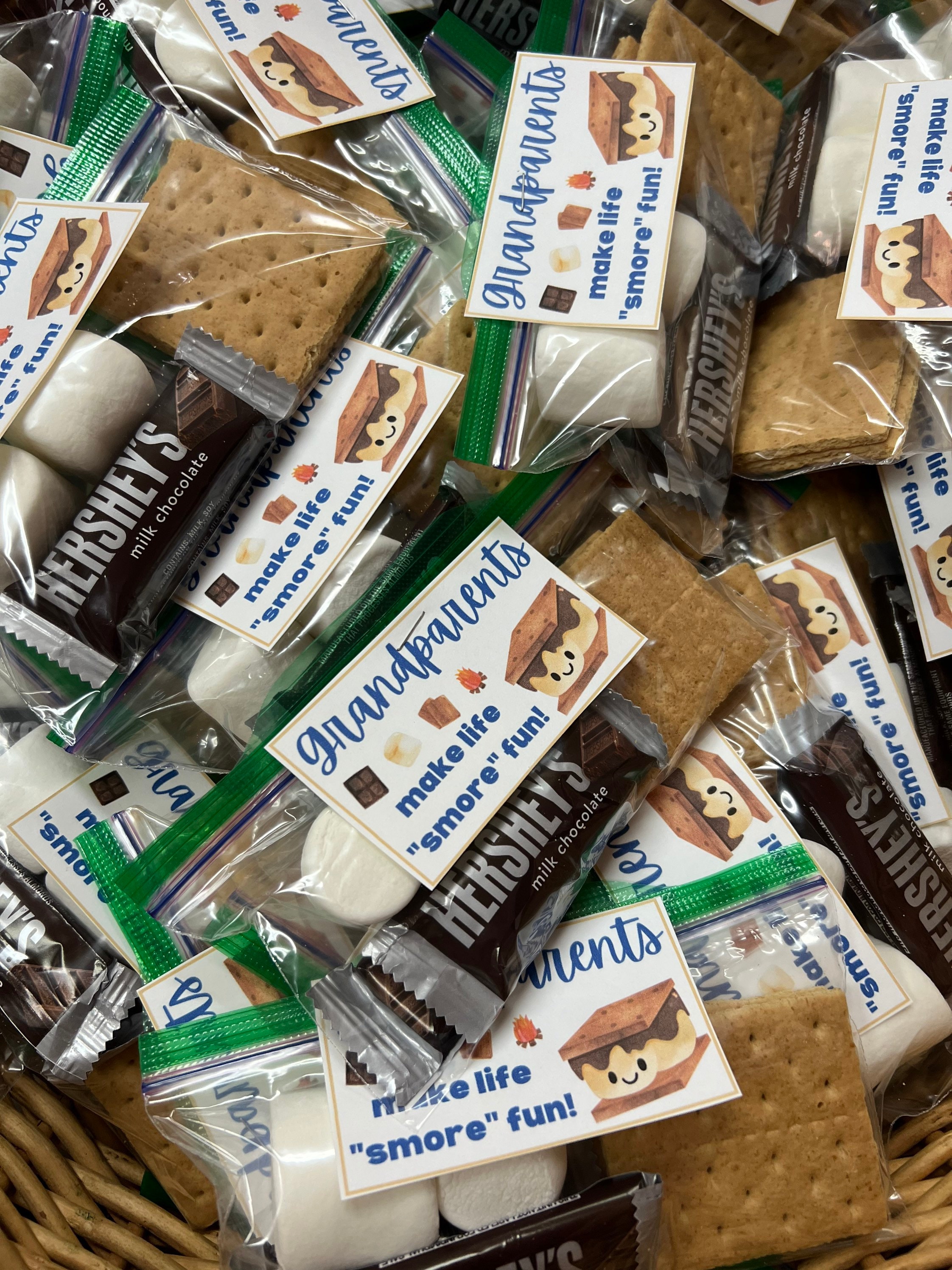 Grandparent's Day Printable Tags, S'more Themed Grandparents Day Craft ...
