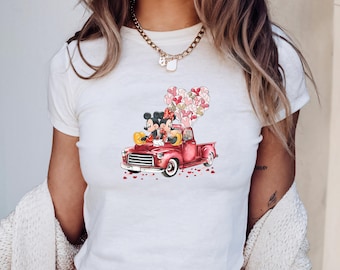 Disney Mickey Minnie Valentine Baby tee, Disney couple WDW Disneyland sweethearts nite Croptop Baby Tee womens T-shirt