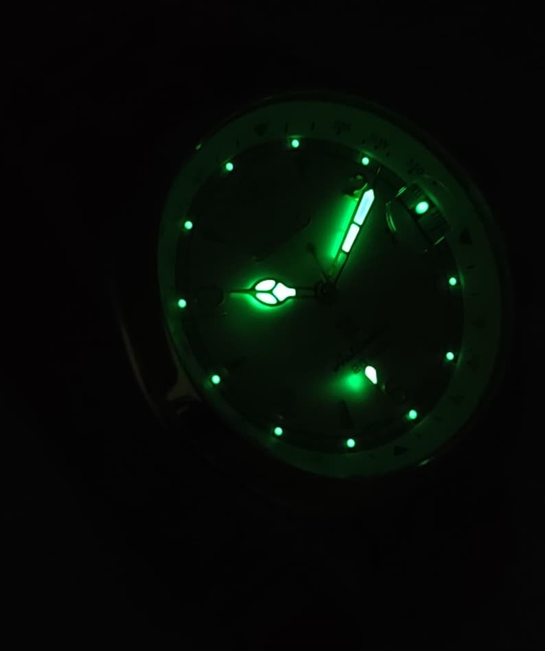 Vintage Seiko automatisk klocka med vit urtavla, rostfritt stålarmband, japanskt urverk bild 6