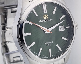 Vintage Grand Seiko Automatic 44mmm case Green Dial Stainless Steel Men’s Watch Date Display
