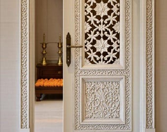 Marco de puerta de madera solamente