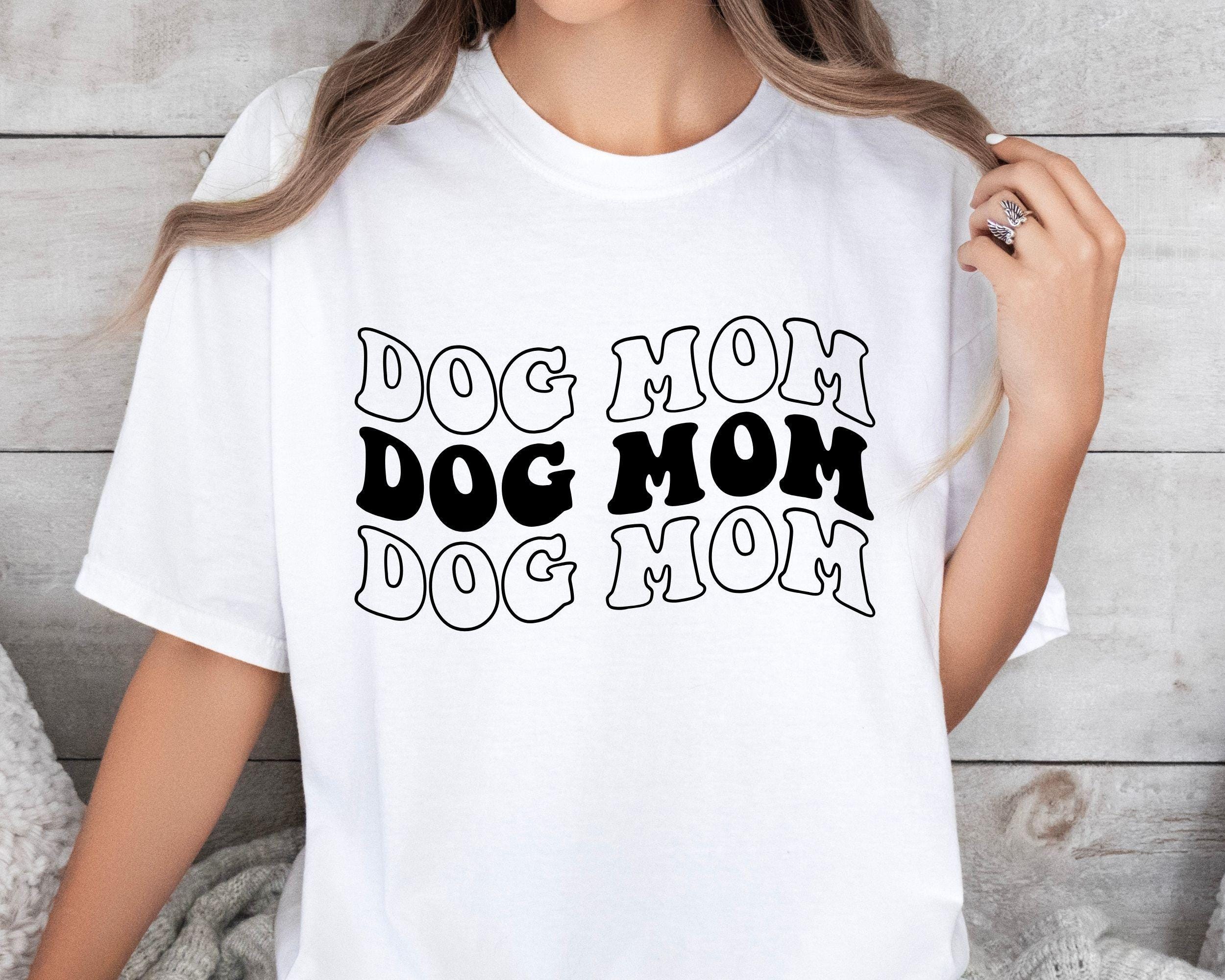 Dog Mom SVG PNG, Retro Wavy Stacked, Dog Lover Shirt Design (digital ...