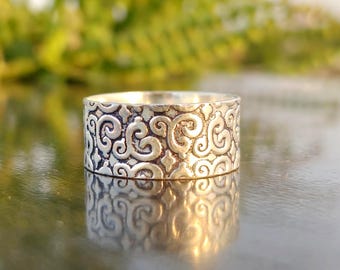 シルバー 渦巻き模様 リング 刻印入り925スターリングシルバーリング：渦巻き模様の結婚指輪 - Etsy