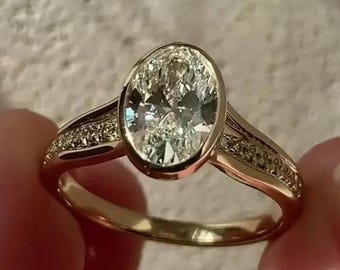 Vintage Style Oval Moissanite Engagement Ring, 14K Gold Split Shank