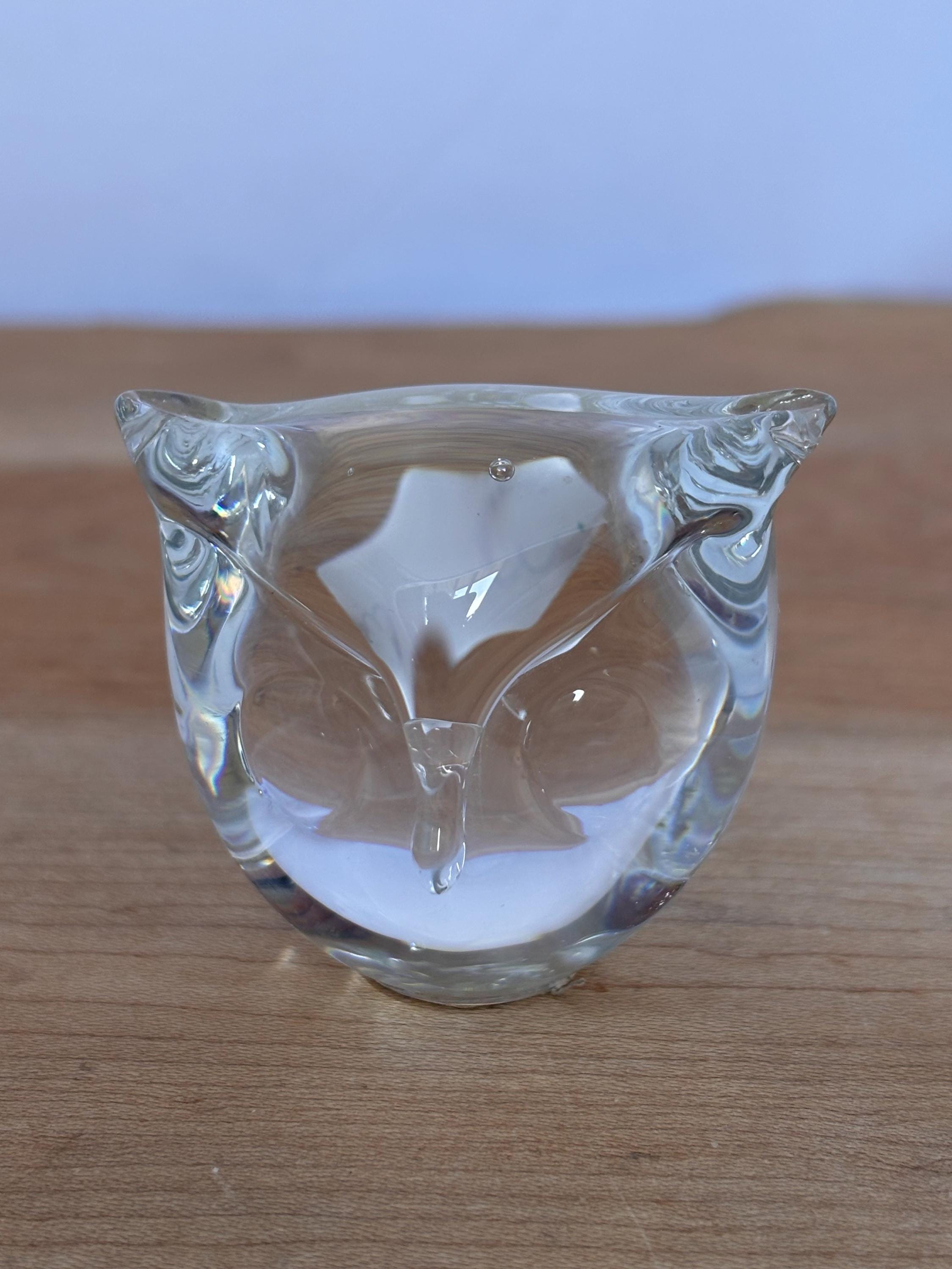 Pfeiffer Brilliant Hand Blown Crystal Owl Figurine &ndash; 1970s Dutch Art Glass Paperweight