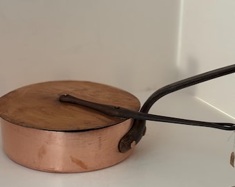 Casseruola vintage UNIVERS in rame con coperchio – 26 cm, pesante 2,8 kg, interno stagnato, manico in ferro