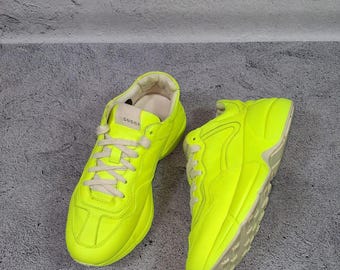 Zapatillas de piel Gucci Rhyton para mujer, color amarillo neón fluorescente, talla 37 (EU) (6,5 US)