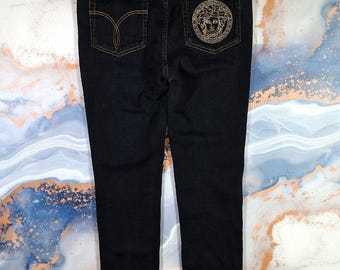 Maat (M) zwarte damesjeans Versace stretch denim logo distressed broek