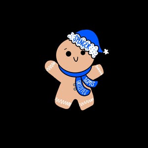 以下が含まれることがあります： 青い帽子とスカーフを身に着けたジンジャーブレッドマンのイラスト。帽子には「Spencer」の文字、スカーフには「SCMS Grizzlies」の文字が書かれています。ジンジャーブレッドマンは笑顔で、黒い背景に描かれています。