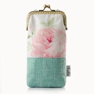 Vintage Floral Glasses Case, Kiss Lock Eyeglass Pouch for Women & Girls, Retro Soft Fabric Spectacle Holder, Gift for Her, Soft Glasses Case