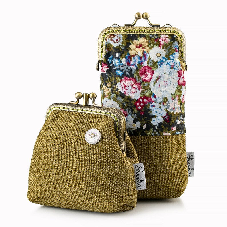 Floral Fabric Eyeglasses Case, Olive Green Upholstery, Bronze Clasp image 9