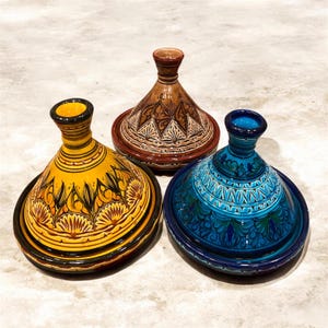 Moroccan Handmade Tagine Set – La Poterie Marocaine – Colorful Tagine – Traditional Moroccan Decor – Artisan Gift