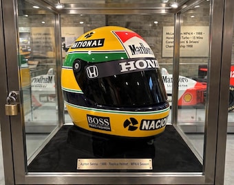 Casco leggendario di Ayrton del 1988, in scala 1:1! Primo campionato vinto.