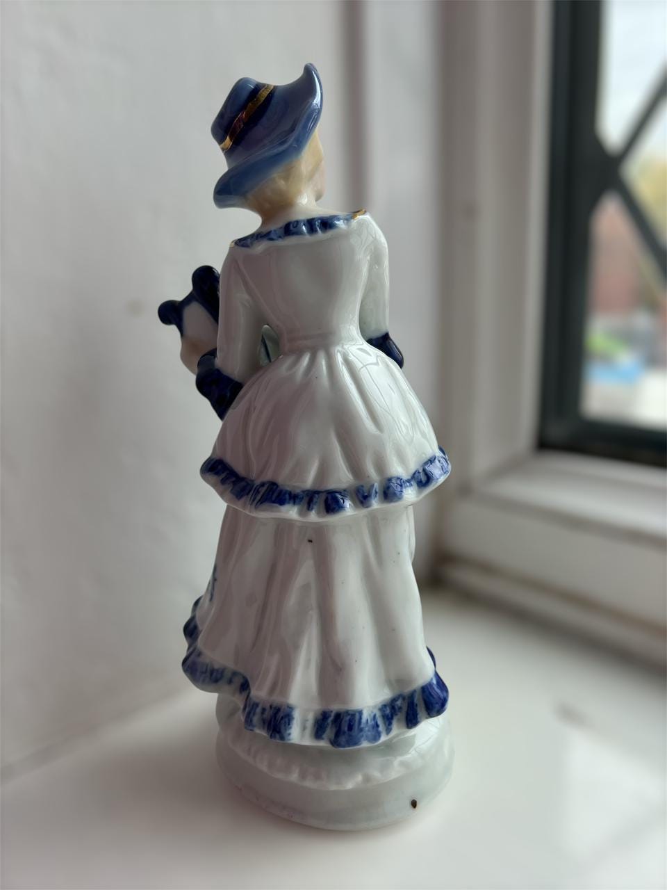 ヴィンテージ デルフトブルー磁器製 女性像 | ビクトリア朝時代の