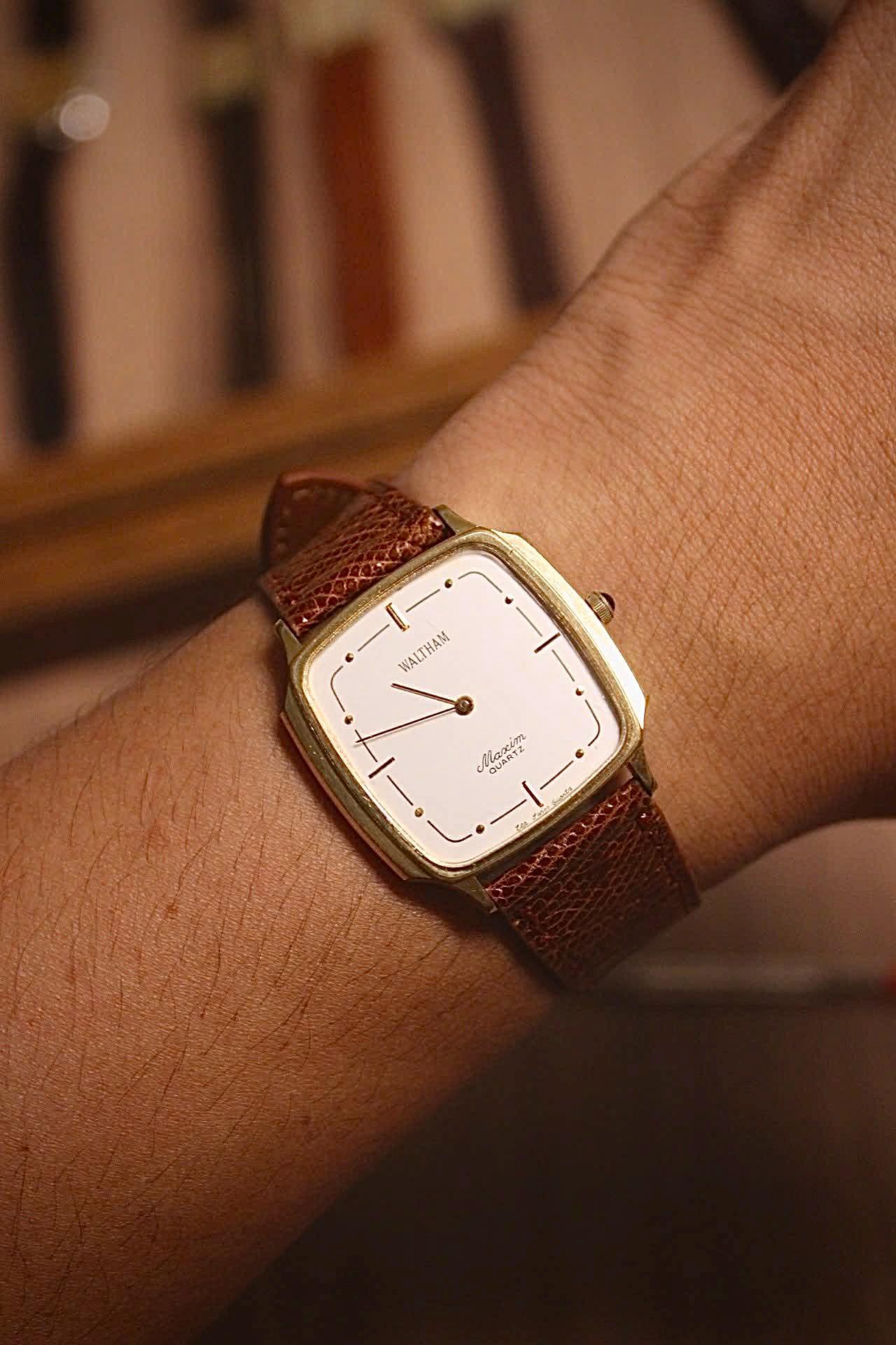 Vintage Waltham Maxim Swiss Quartz Watch | Gold-plated Square 