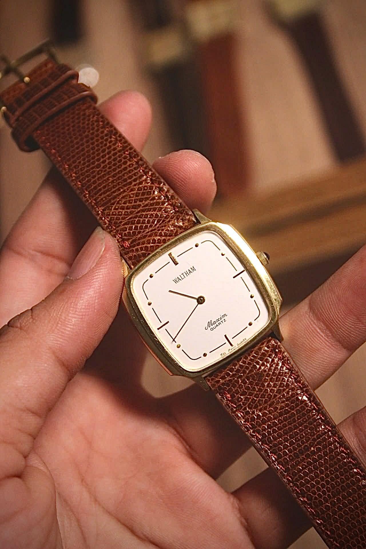 Vintage Waltham Maxim Swiss Quartz Watch | Gold-plated Square