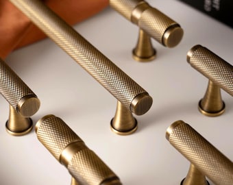 Puxadores de armário serrilhados de latão antigo, puxadores de porta de latão acetinado, puxadores de gaveta, puxadores de guarda-roupa gravados a laser