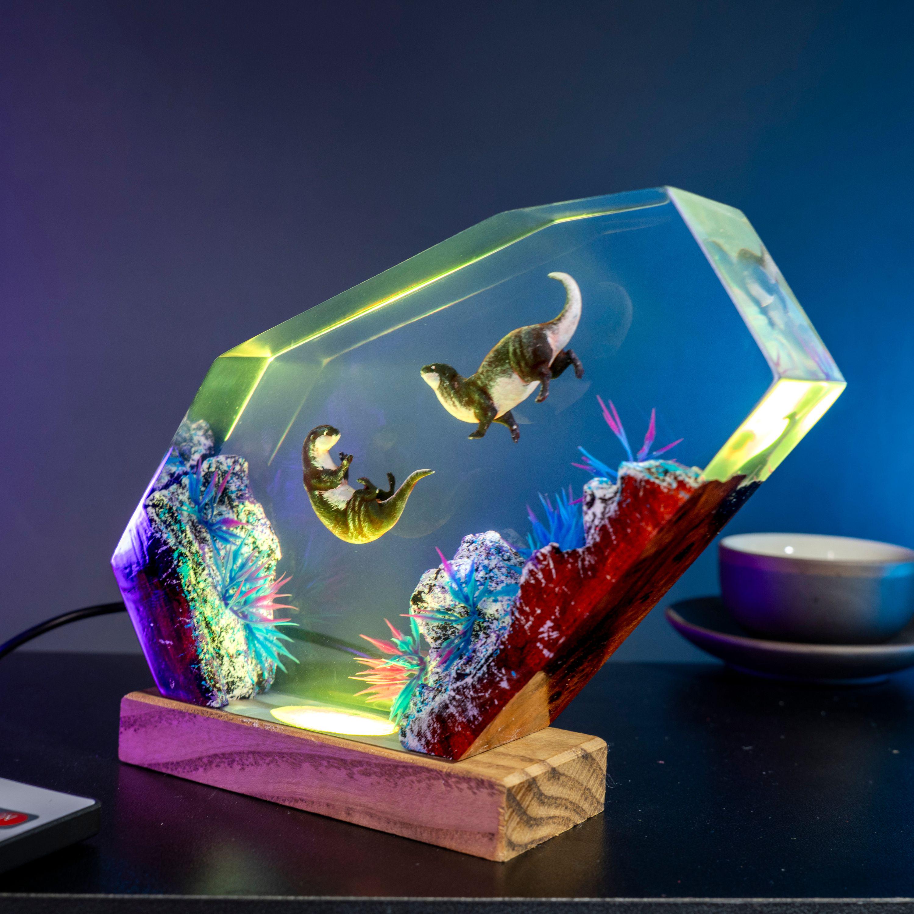 ヒラメ 置物 約40cm リアル魚 オブジェ 海鮮 インテリア ディスプレイ Handmade Otter Couple Resin Lamp – Ocean Diorama, RGB LED Night