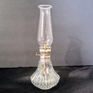 Vintage Crystal Petite Bordeaux 9" Oil Lamp, Lamp Light Farms, Adjustable Wick Knob,  Diamond Point Faceted Crystal Base Excellent Condition