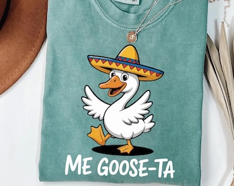 Funny Goose T-Shirt: Mexican Sombrero Pun Graphic Tee