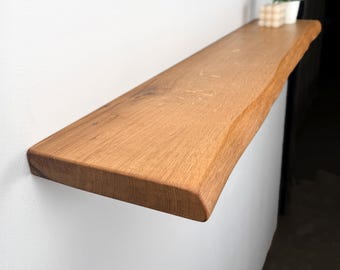Live Edge Schweberegale aus Eiche - Rustikale Wandregale - Strapazierfähig