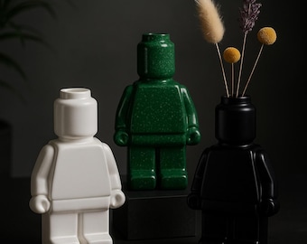 Die Kollektion „Menschliche Silhouette“ – Vasen in Schwarz, Weiß und Grün, inspiriert vom modernen Minimalismus