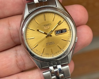 Seiko 5 automatic day/date men’s wrist watch