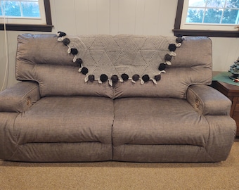 Black Rose Bouquet Afghan