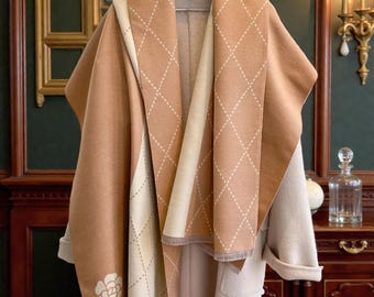 Wende Poncho Cape - Weicher gemusterter Schal wickeln