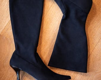 Botas altas negras hasta la rodilla Donald J Pliner, talla 9.5, fabricadas en Italia, estilo minimalista de los años 90.