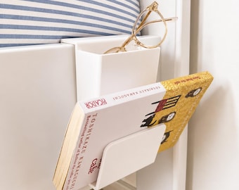 Estante organizador de mesilla de noche – Se engancha fácilmente, no requiere taladrar, ideal para espacios pequeños, imprescindible para dormitorios universitarios.