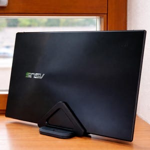 Soporte vertical para portátil: organizador de escritorio minimalista con acolchado de corcho, soporte que ahorra espacio.