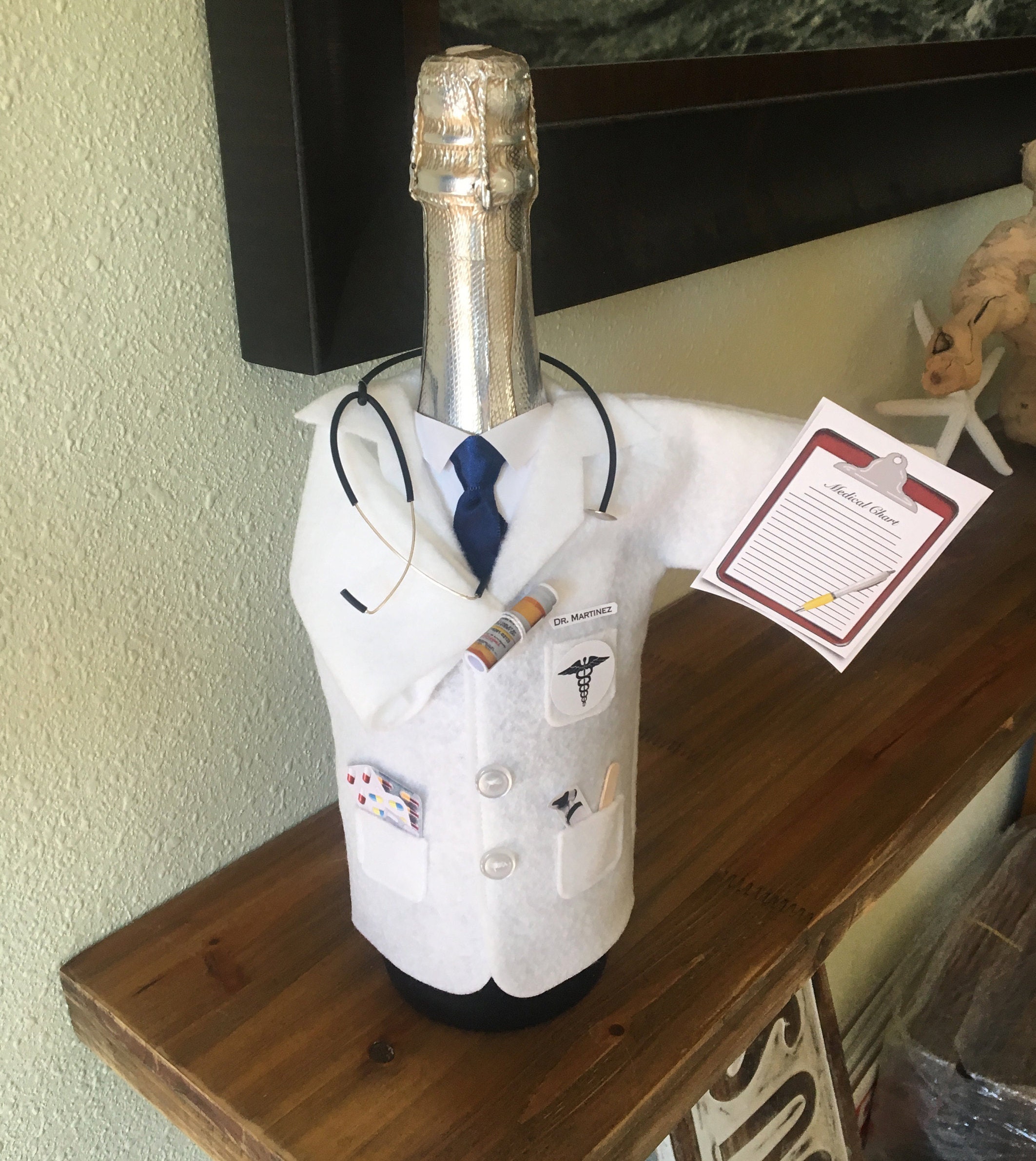 Personalization free, (be detailed) Physical Therapy,Doctor of,Medical School Graduate, Therapy tech, White Coat,Champagne/Wine bottle cover
