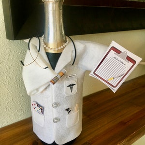 Personalization free be detailed,Doctor,Dentist,Surgery,Physical Therapy,Medical Graduate,Radiology,White Coat,Champagne/Wine bottle cover image 3