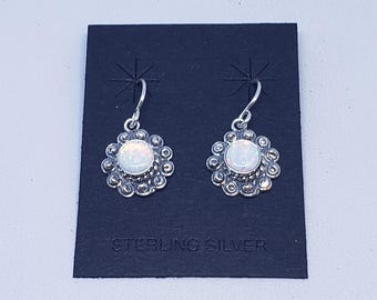 Weiße Opal Kreis Ohrringe mit Sterling Silber