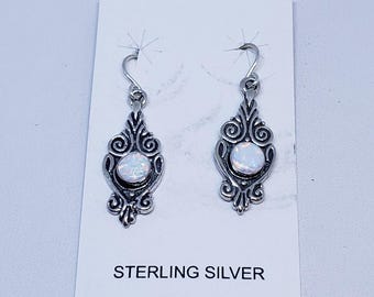 Weiße Opal Kreis Ohrringe mit Sterling Silber