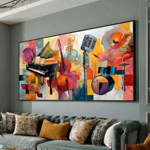 Può includere: Stampa artistica astratta con strumenti musicali: un pianoforte, un violoncello, una tromba, un microfono e una batteria. L'opera d'arte utilizza una vibrante tavolozza di colori tra cui giallo, arancione, rosso e blu. Il dipinto è incorniciato in nero.