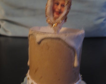 Victorian like Christmas ornament Candle